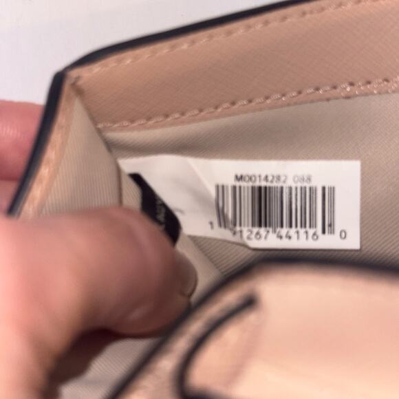 Marc Jacobs Snapshot Cloud White Mini Compact Wallet gold beige gray greige - Picture 15 of 15